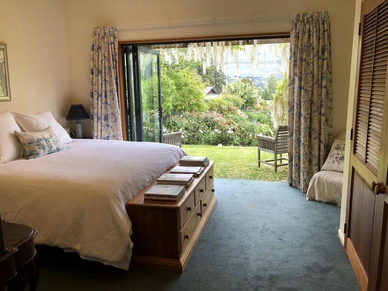 Central Wanaka | Lake & Mtn Views | Well Appointed Apartment Exterior photo